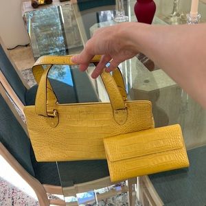 Women bag + matching wallet, no return